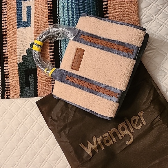 Montana West Wrangler denim sherpa tote with handles and optional strap. NWT - Picture 1 of 16